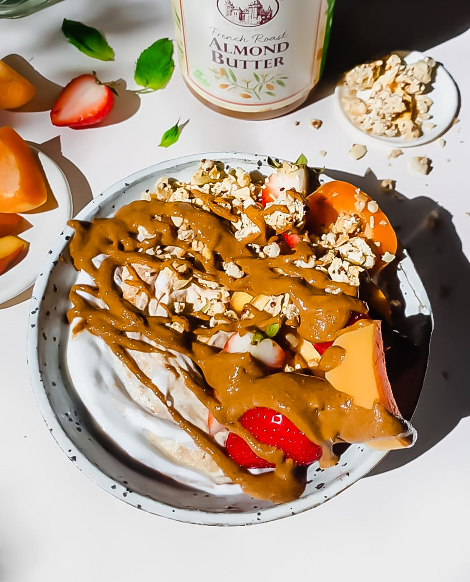 Roasted Almond Butter Swirl and Yogurt Breakfast Bowl &ndash; La Tourangelle